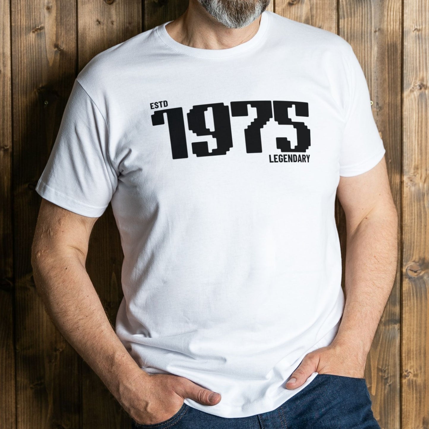 est 1975 legendary Unisex T Shirt