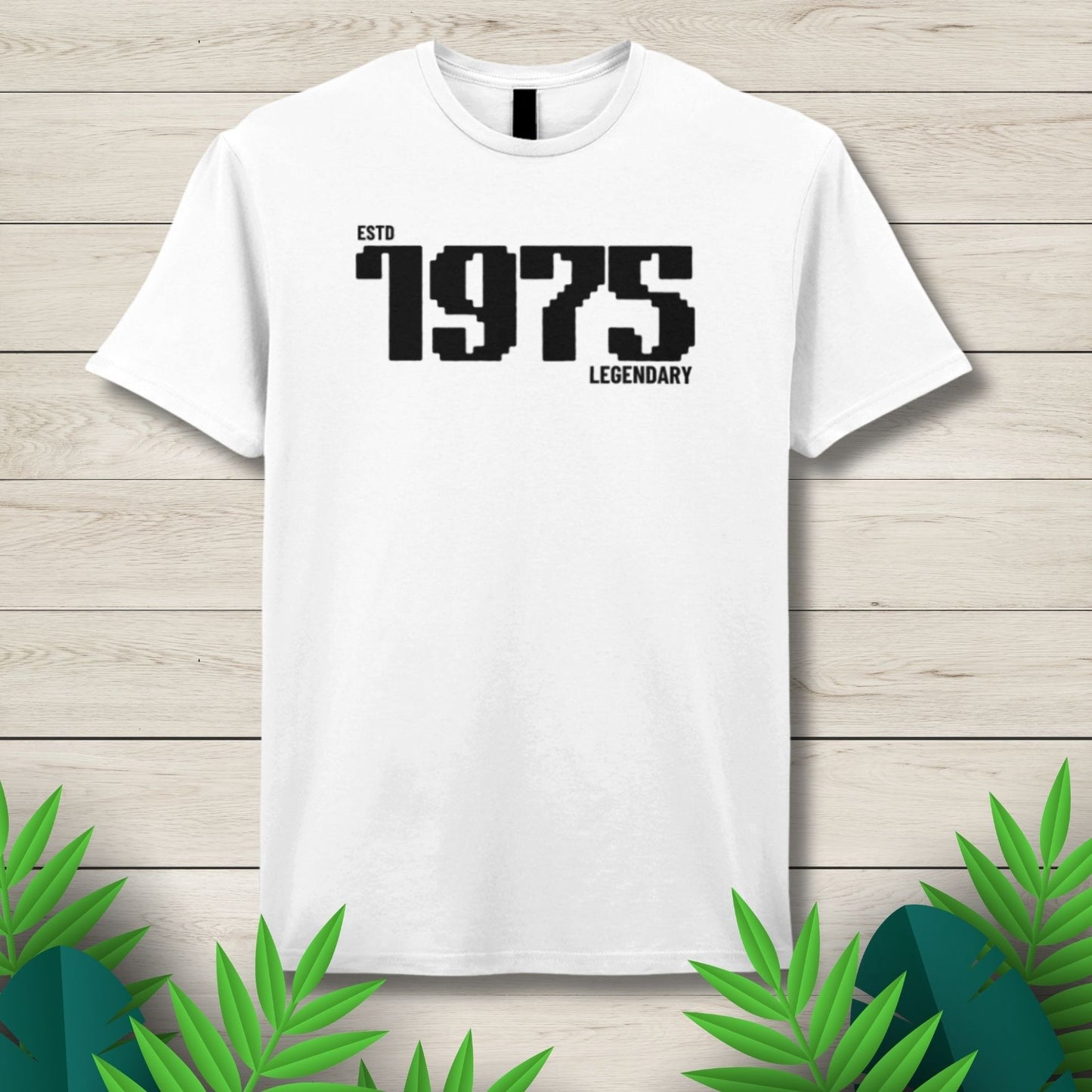 est 1975 legendary Unisex T Shirt
