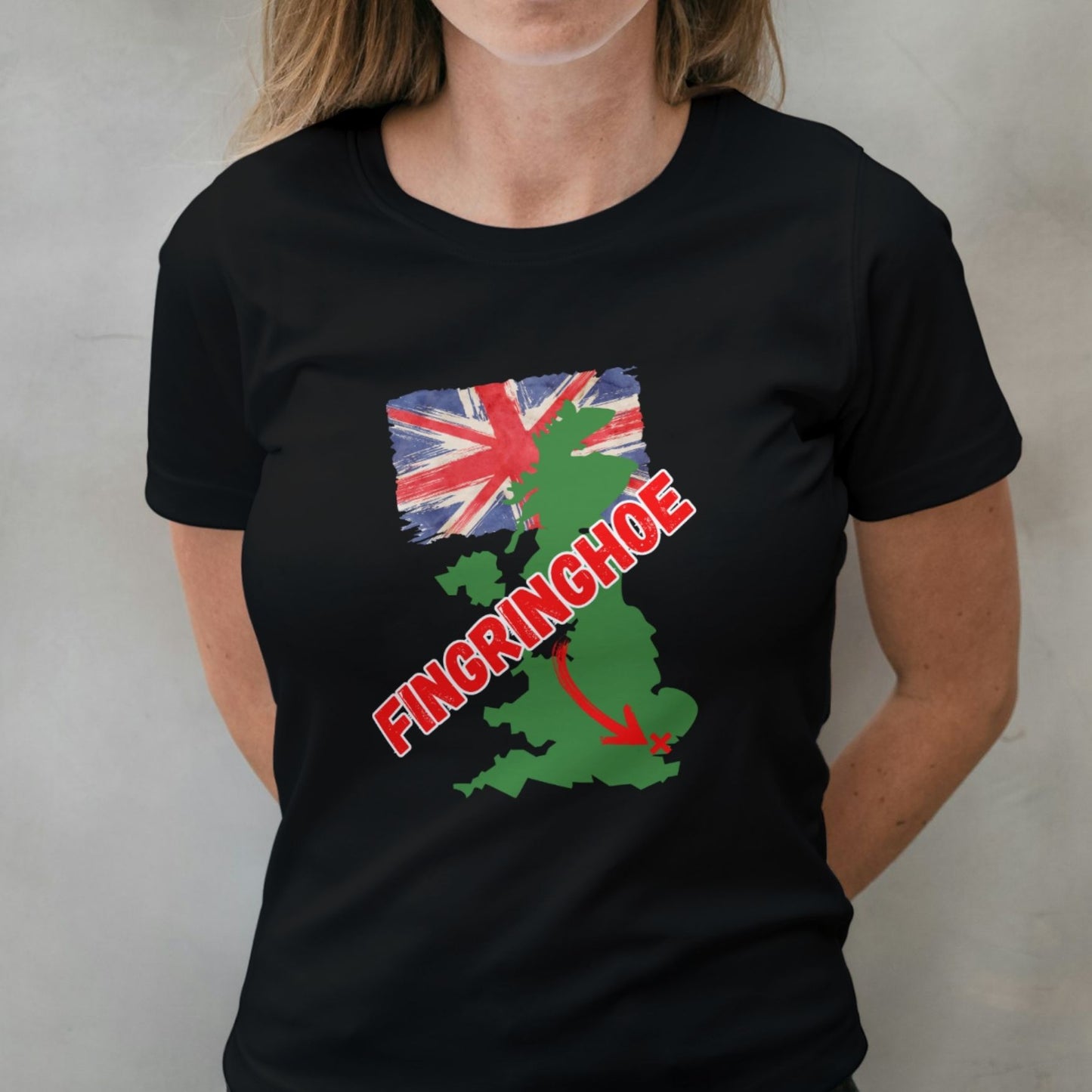 woman wearing fingring hoe graphic tee