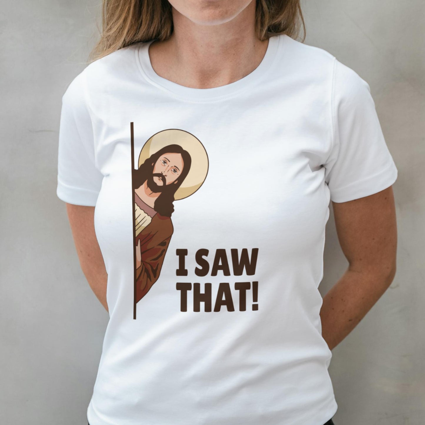 woman weating i saw that t shirt